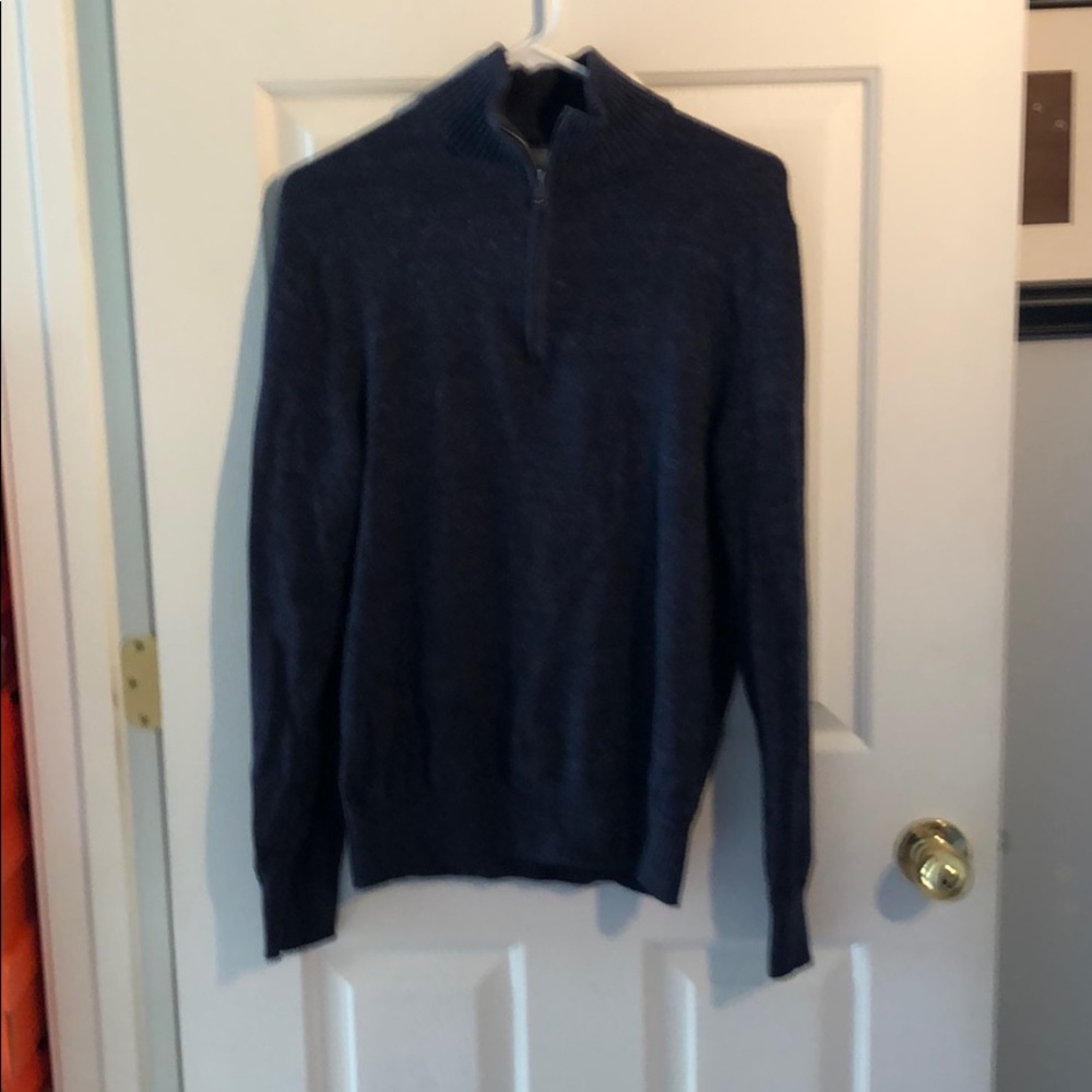 Men’s sweater